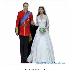 WILLIAM AND KATE LIFE SIZE CARDBOARD CUTOUT    LAST ONE!